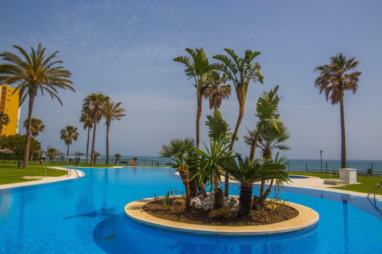 1BR Beachfront complex - Mi Capricho Sitio de Calahonda Exterior foto