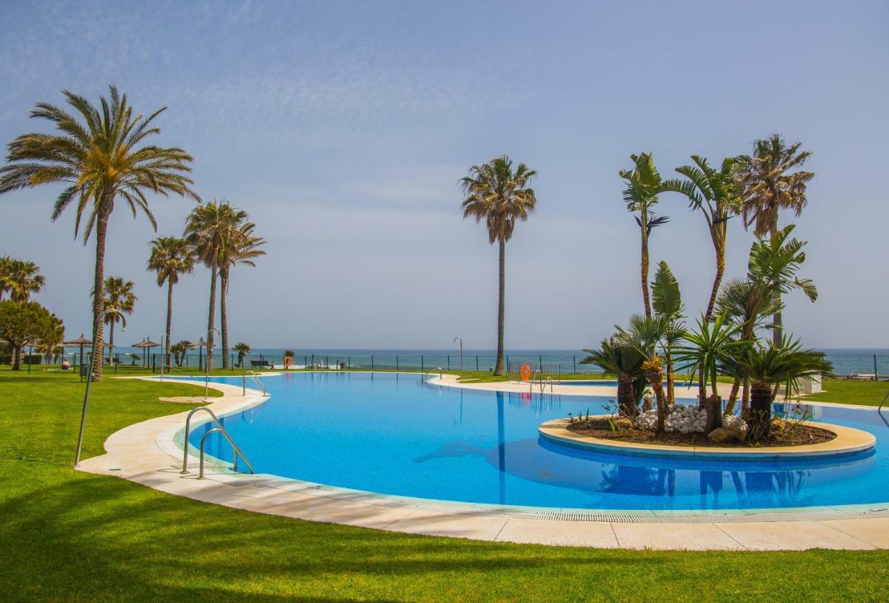 1BR Beachfront complex - Mi Capricho Sitio de Calahonda Exterior foto