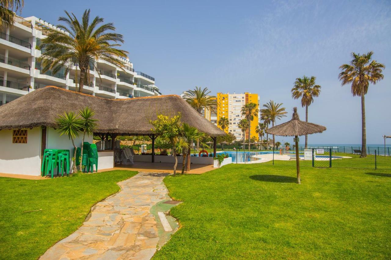 1BR Beachfront complex - Mi Capricho Sitio de Calahonda Exterior foto